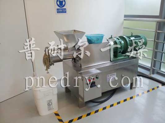 擠壓造粒機(jī) 螺桿擠壓造粒機(jī)